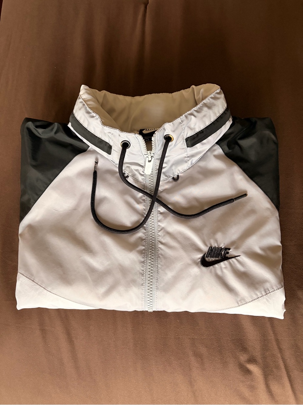 Nike White and Black Bomber Wind Jacket